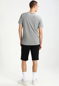 URBAN CLASSICS Basic Sweatshorts - Pantalon De Survêtement - Black -Tenue Sport Homme Magasin 0cc6656c301d488dac2981dad59ceff5