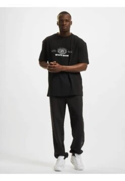 Tenue Sport Homme Magasin -Tenue Sport Homme Magasin 1377640a84924011b441fb035c5c2e2f