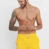 URBAN CLASSICS Block - Short De Bain - Chrome Yellow -Tenue Sport Homme Magasin 194acde0aa554e4f97bad734b4959c60