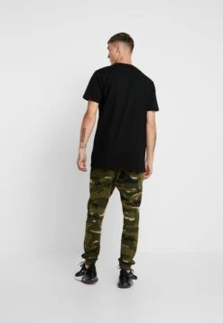 URBAN CLASSICS Basic Tee 2 Pack - T-Shirt Basique -Tenue Sport Homme Magasin 19955fd89fc042c49bb867b2aa16556e