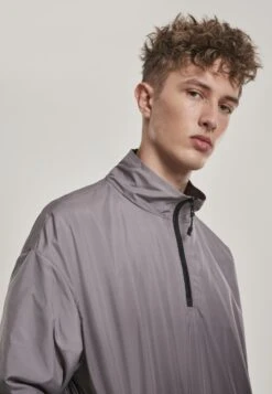 URBAN CLASSICS Gradient Pull Over Jacket - Veste De Survêtement - Black/Grey -Tenue Sport Homme Magasin 2083bfa9c85343478120a605097a9a9c