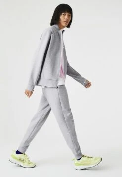 Lacoste Pantalon De Survêtement - Gris Chiné 12 Lacoste Pantalon De Survêtement - Gris Chiné -Tenue Sport Homme Magasin 24539d20b75f4f5b8f32308206e73aef