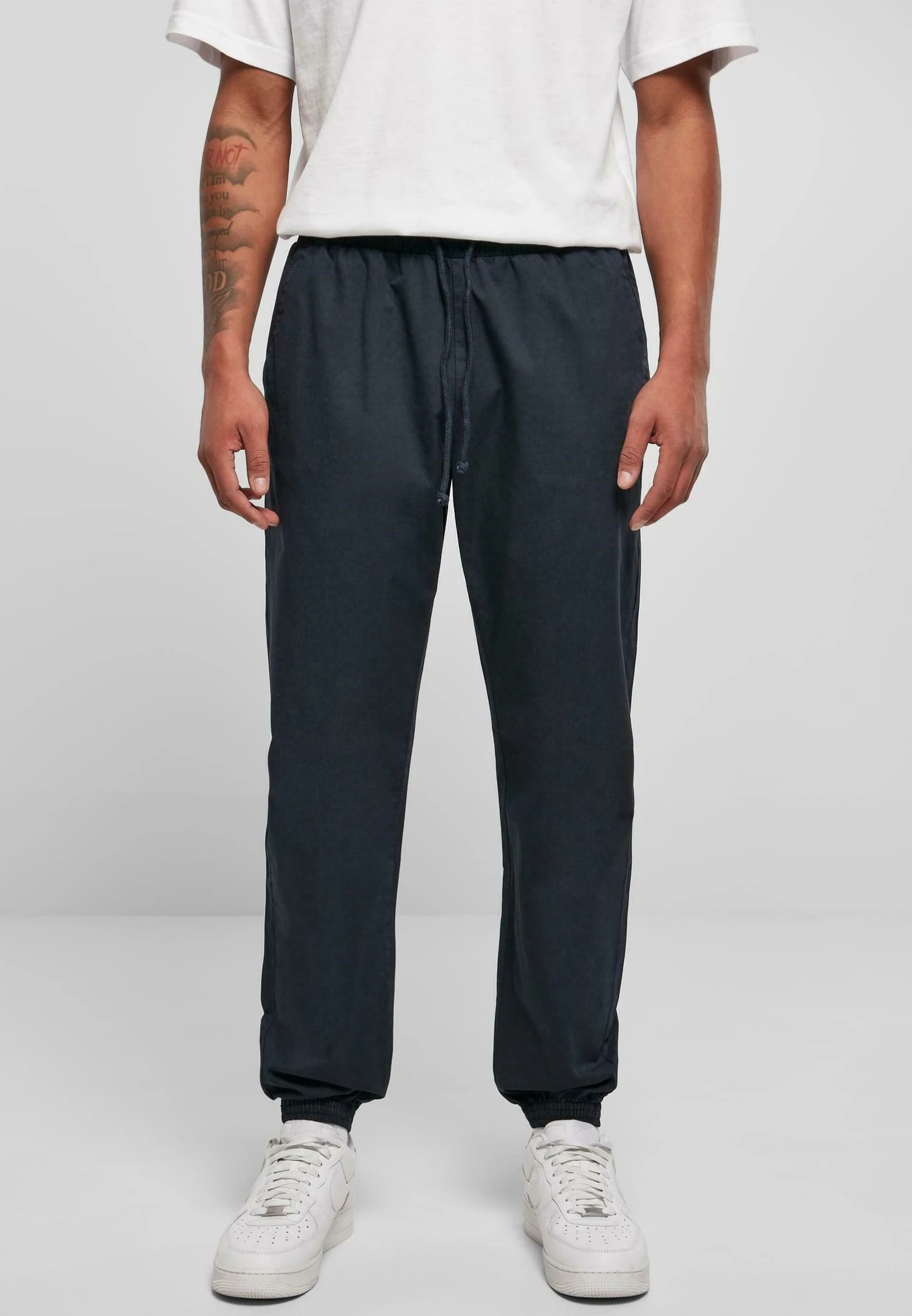 URBAN CLASSICS Basic Jogg - Pantalon Classique - Midnightnavy 3 URBAN CLASSICS Basic Jogg - Pantalon Classique - Midnightnavy