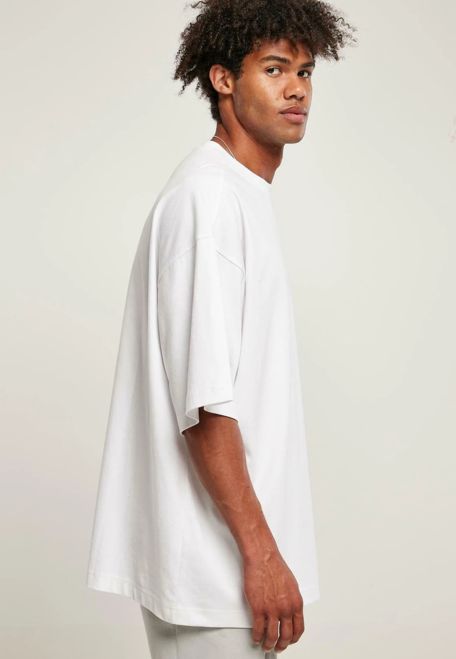 URBAN CLASSICS Huge - T-Shirt Basique - White 7 URBAN CLASSICS Huge - T-Shirt Basique - White – Image 5