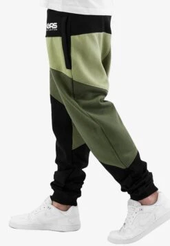 URBAN CLASSICS Dngrs Locotay - Pantalon De Survêtement - Olive Black 9 URBAN CLASSICS Dngrs Locotay - Pantalon De Survêtement - Olive Black -Tenue Sport Homme Magasin 3d58d929af0c4f39b65b2ffe3605d5b4