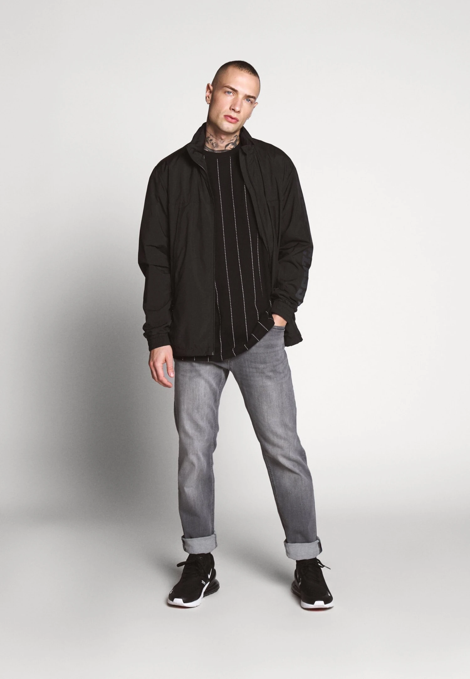 URBAN CLASSICS Oversized Tee - T-Shirt Imprimé - Black 4 URBAN CLASSICS Oversized Tee - T-Shirt Imprimé - Black – Image 2