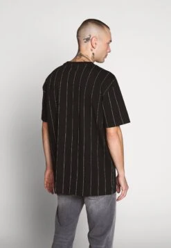 URBAN CLASSICS Oversized Tee - T-Shirt Imprimé - Black 9 URBAN CLASSICS Oversized Tee - T-Shirt Imprimé - Black -Tenue Sport Homme Magasin 81321473c0d54a93acf0f3800d26f768