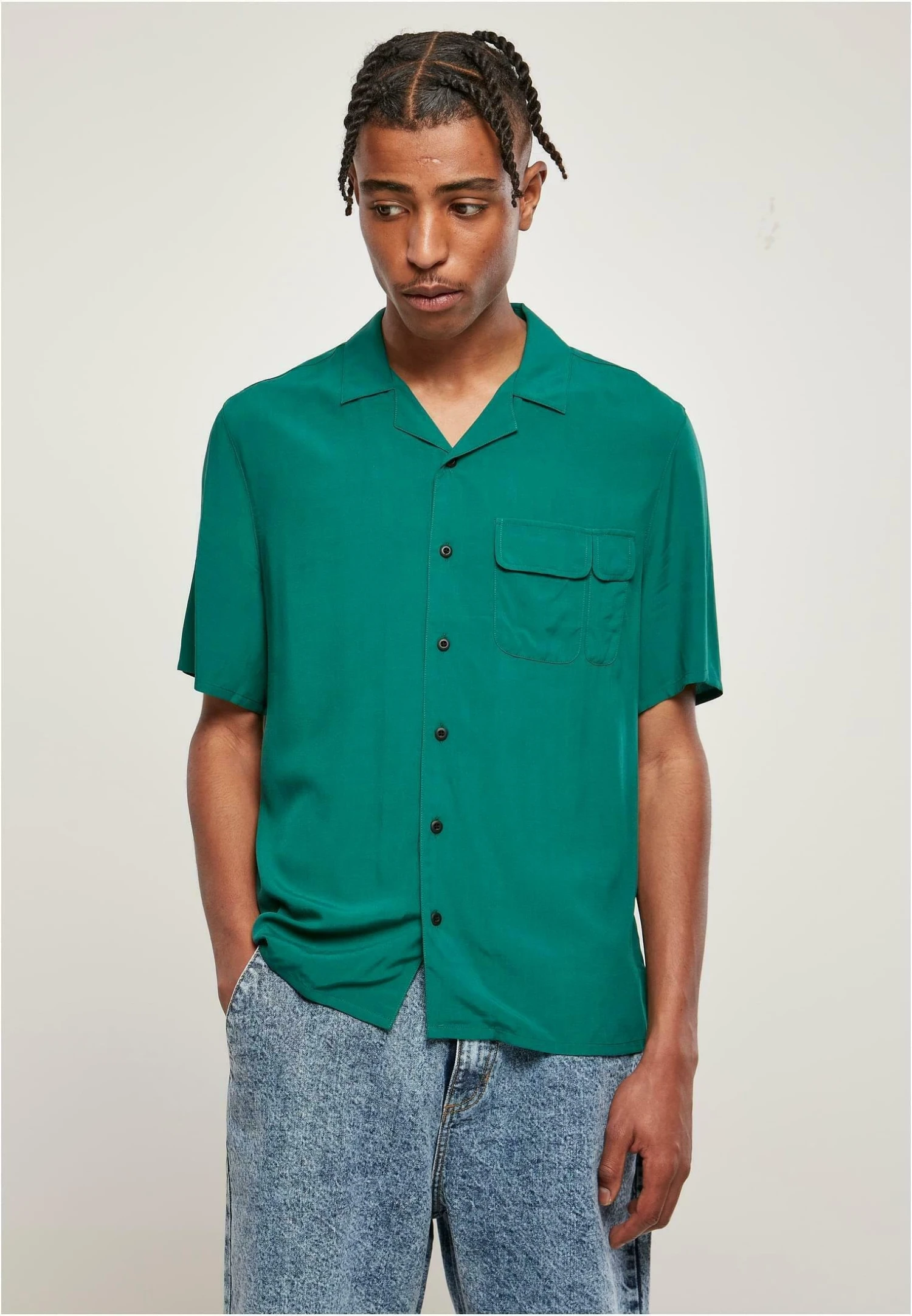 URBAN CLASSICS Viscose Camp Shirt - Chemise - Green 3 URBAN CLASSICS Viscose Camp Shirt - Chemise - Green