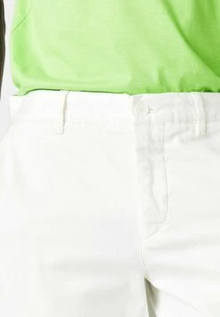 Lacoste Bermuda - Short - Blanc -Tenue Sport Homme Magasin 95d92f1ffe4049d2b8f5696fb9f759e5