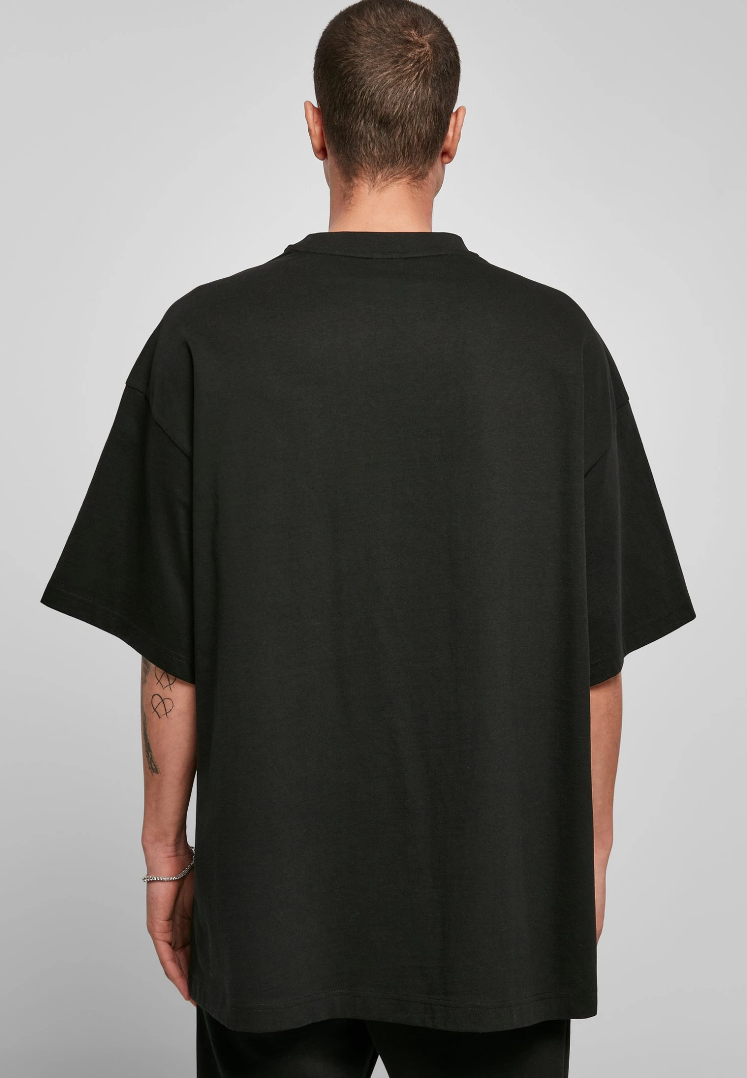 URBAN CLASSICS Huge - T-Shirt Basique - Black 5 URBAN CLASSICS Huge - T-Shirt Basique - Black – Image 3