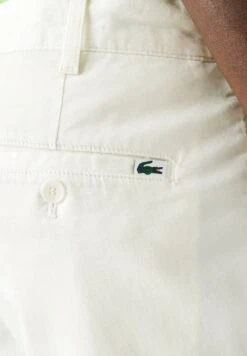 Lacoste Bermuda - Short - Blanc -Tenue Sport Homme Magasin 9f455bdea3054f2e99aff070e01ef0e5