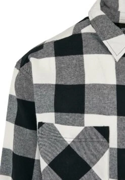 URBAN CLASSICS Chemise - Black White 10 URBAN CLASSICS Chemise - Black White -Tenue Sport Homme Magasin a28b3fcbe65941d28920cafa03cae90e