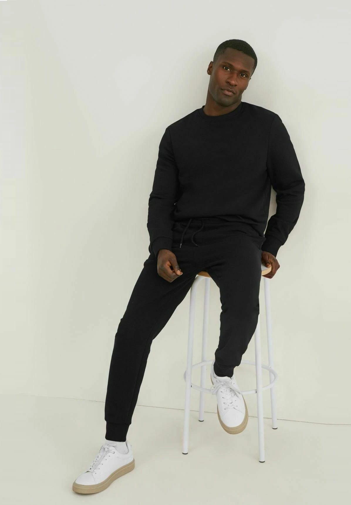 Pantalon De Survêtement - Black 5 Pantalon De Survêtement - Black – Image 3