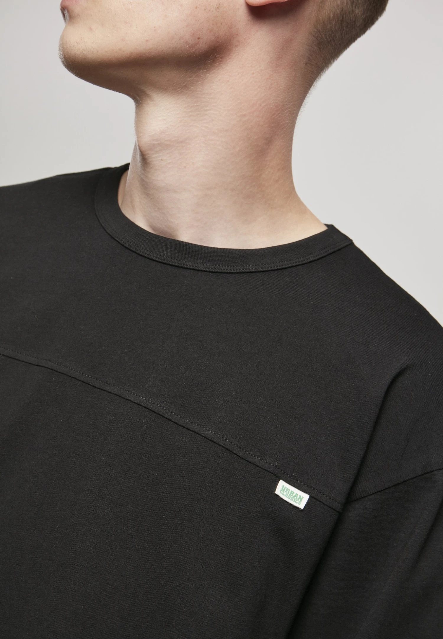 URBAN CLASSICS Organic Cotton Short Curved Oversized Ls - T-Shirt À Manches Longues - Black 5 URBAN CLASSICS Organic Cotton Short Curved Oversized Ls - T-Shirt À Manches Longues - Black – Image 3