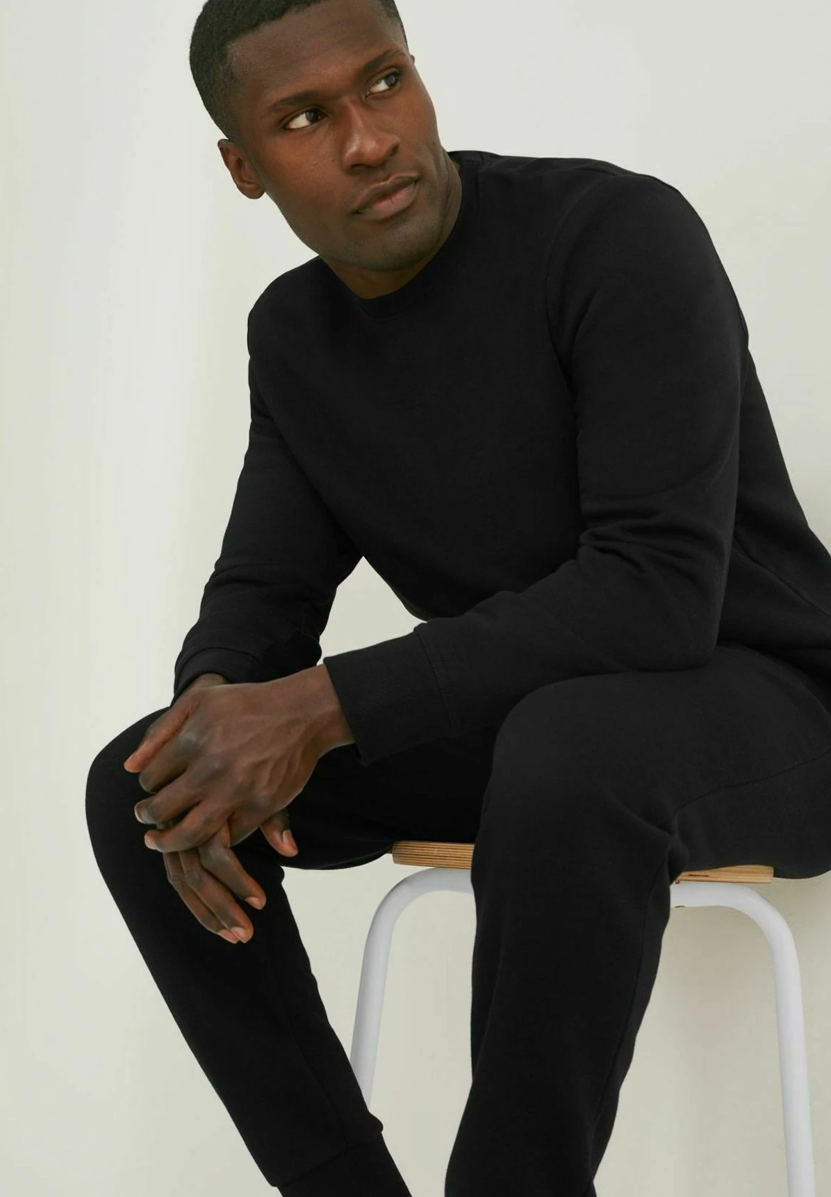 Pantalon De Survêtement - Black 6 Pantalon De Survêtement - Black – Image 4