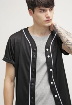 URBAN CLASSICS Baseball - Chemise - Black/White 11 URBAN CLASSICS Baseball - Chemise - Black/White -Tenue Sport Homme Magasin b7c73f3ddc31481db65703bda288a441