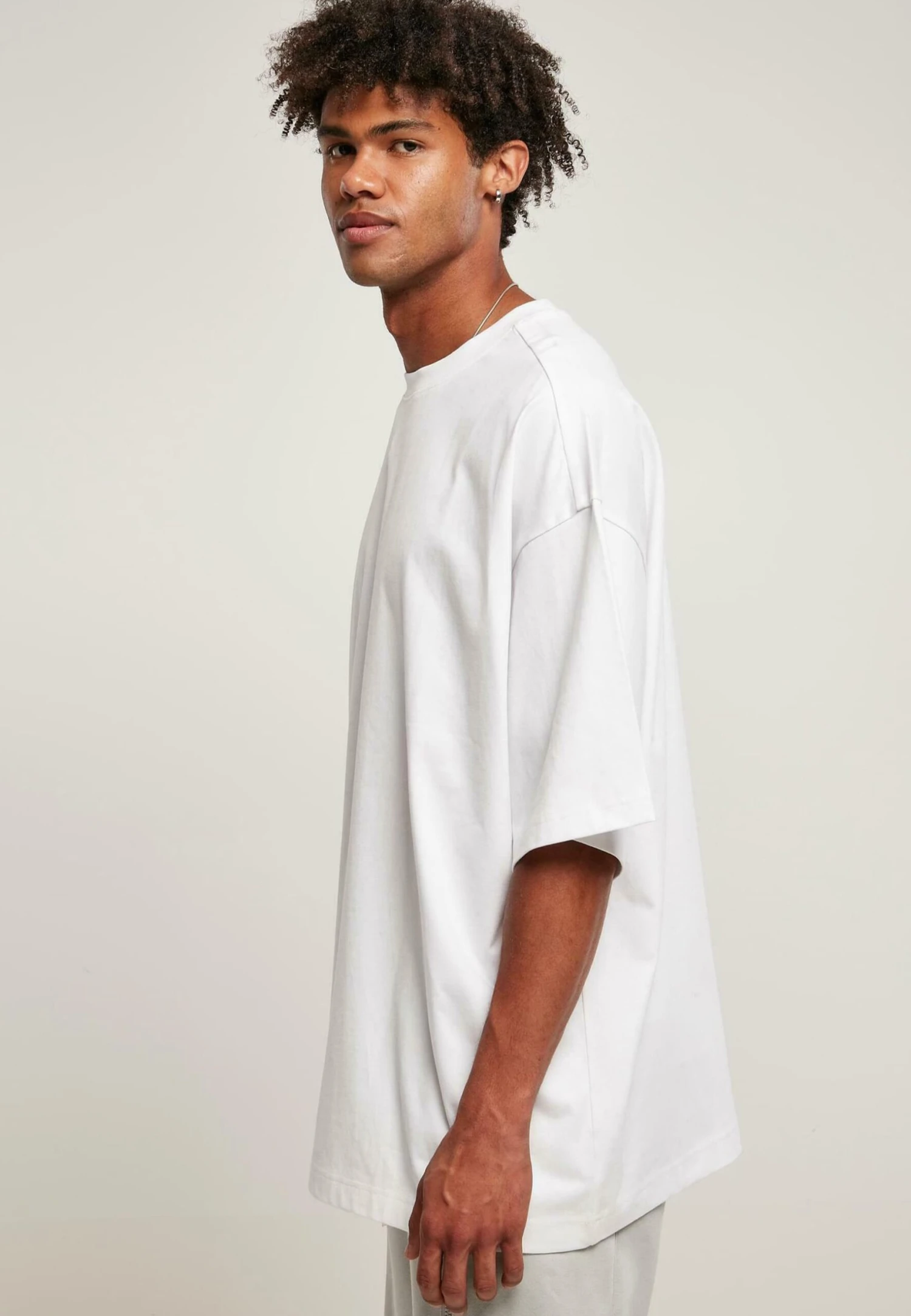 URBAN CLASSICS Huge - T-Shirt Basique - White 6 URBAN CLASSICS Huge - T-Shirt Basique - White – Image 4