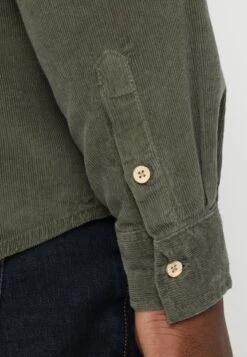 URBAN CLASSICS Corduroy - Chemise - Olive -Tenue Sport Homme Magasin c273b1d7ac084e9d92830e8a371e9430