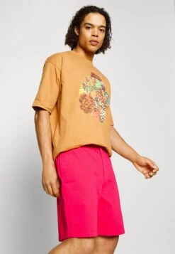 Loose - Short - Raspberry -Tenue Sport Homme Magasin d437c5acdc0b419d8489ec65e9ecbb36