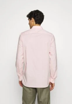 Lacoste Chemise - Light Pink -Tenue Sport Homme Magasin e7b2498e94164323a079f577f223f70a