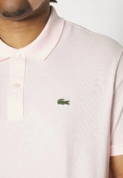 Lacoste Plus - Polo - Flamingo -Tenue Sport Homme Magasin ef1fe08b24334a7794943d22a06e0c92