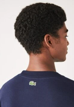 Lacoste T-Shirt Imprimé - Bleu Marine -Tenue Sport Homme Magasin f4da47f306854295ac40acb002af7a9a