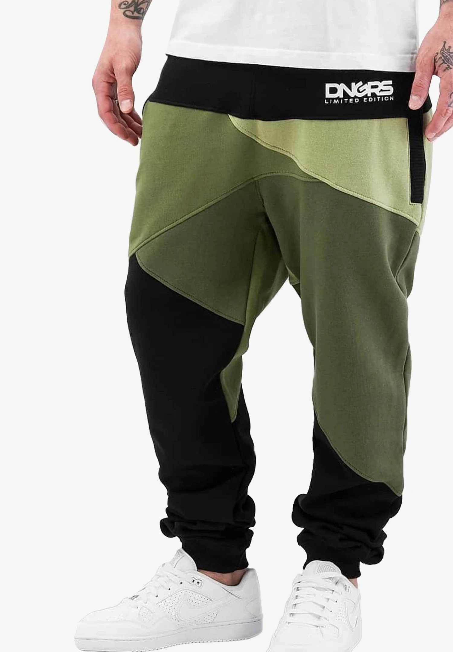 URBAN CLASSICS Dngrs Locotay - Pantalon De Survêtement - Olive Black 3 URBAN CLASSICS Dngrs Locotay - Pantalon De Survêtement - Olive Black